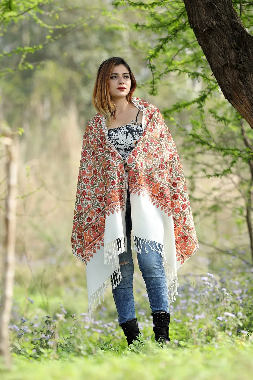 ATTRACTIVE MULTICOLORED IVORY WHITE Colour Stole With Graceful Border Pattern Of Kashmiri Embroidery Makes It An Ideal Wear.