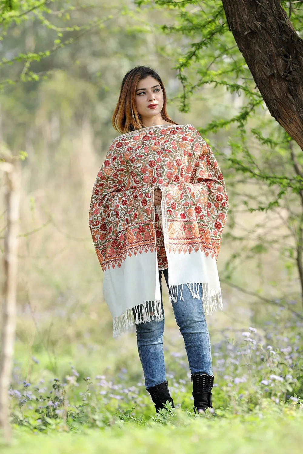 ATTRACTIVE MULTICOLORED IVORY WHITE Colour Stole With Graceful Border Pattern Of Kashmiri Embroidery Makes It An Ideal Wear.