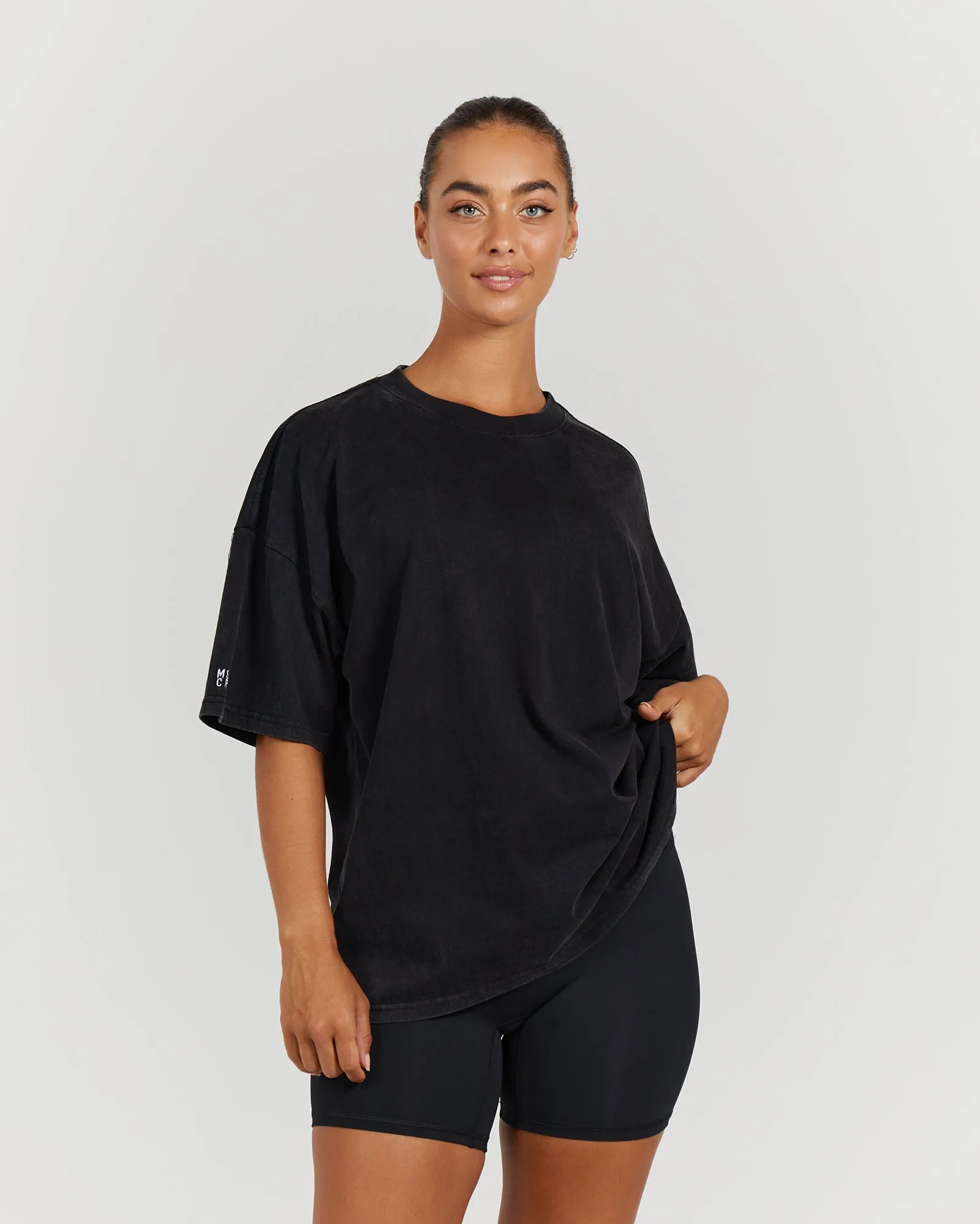 BOYFRIEND TEE - WASHED BLACK