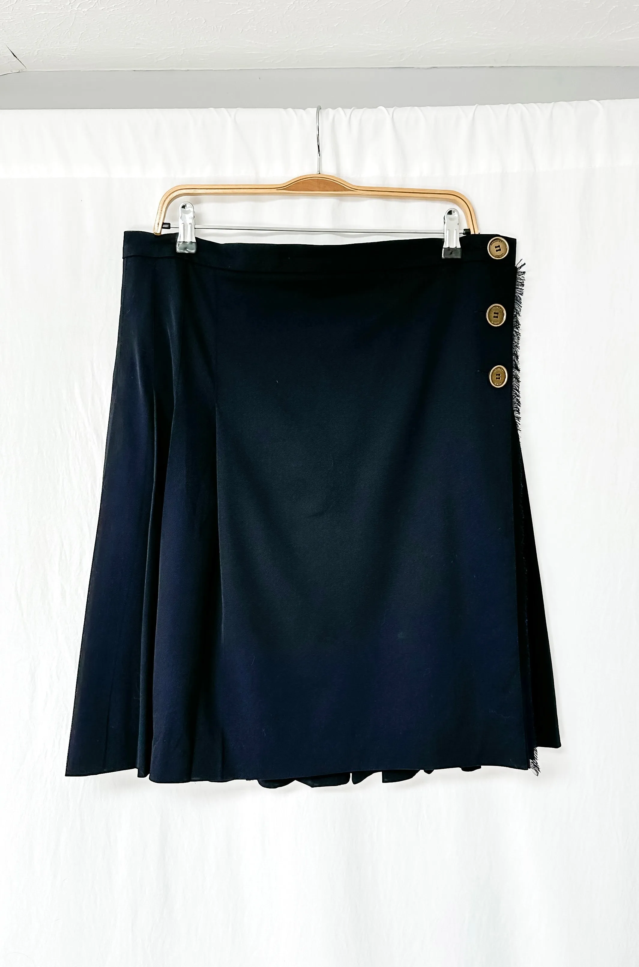 Burberry Dark Navy Blue Classic Pleated Wrap Skirt (12)