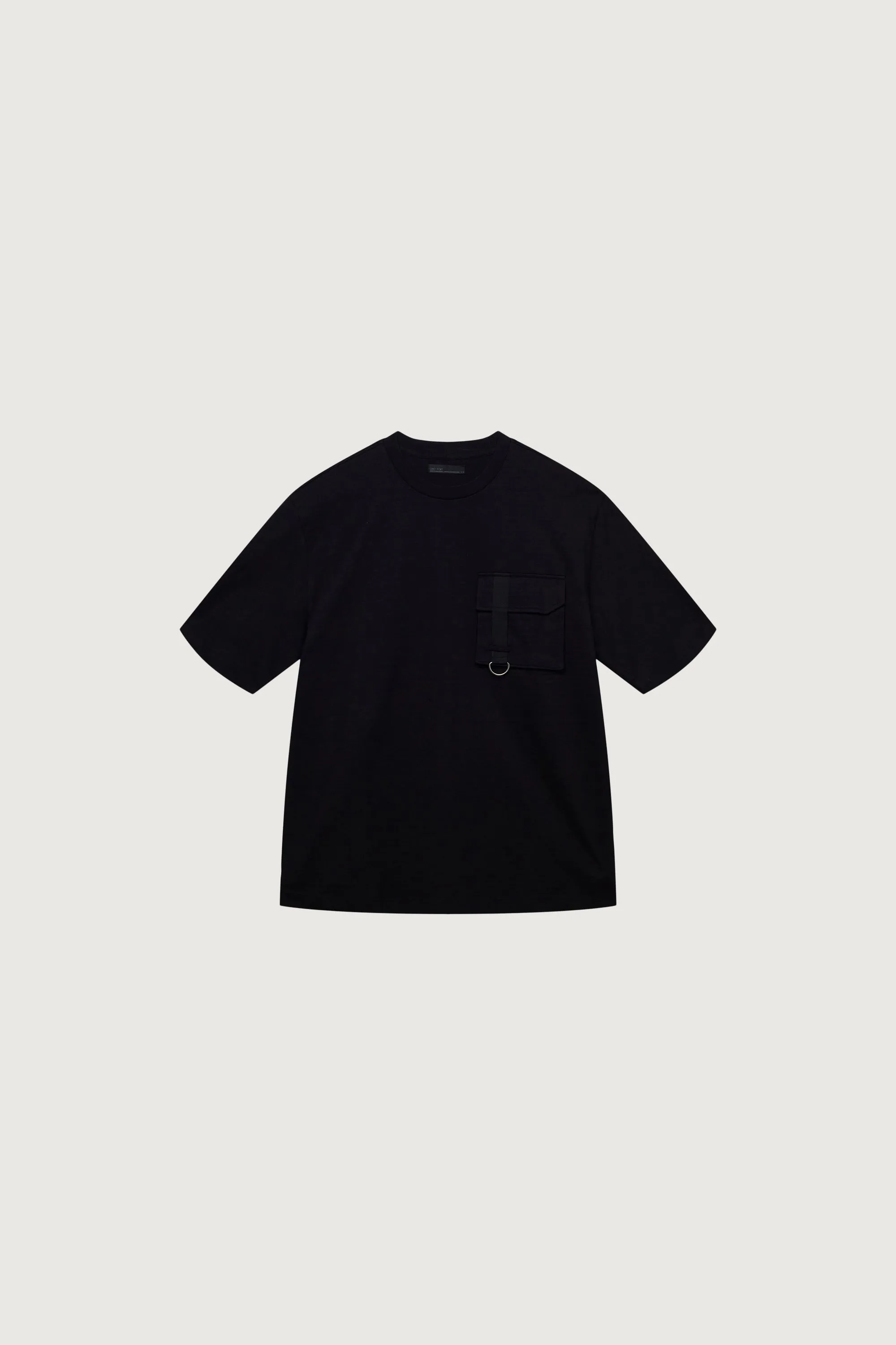 CARGO POCKET T-SHIRT