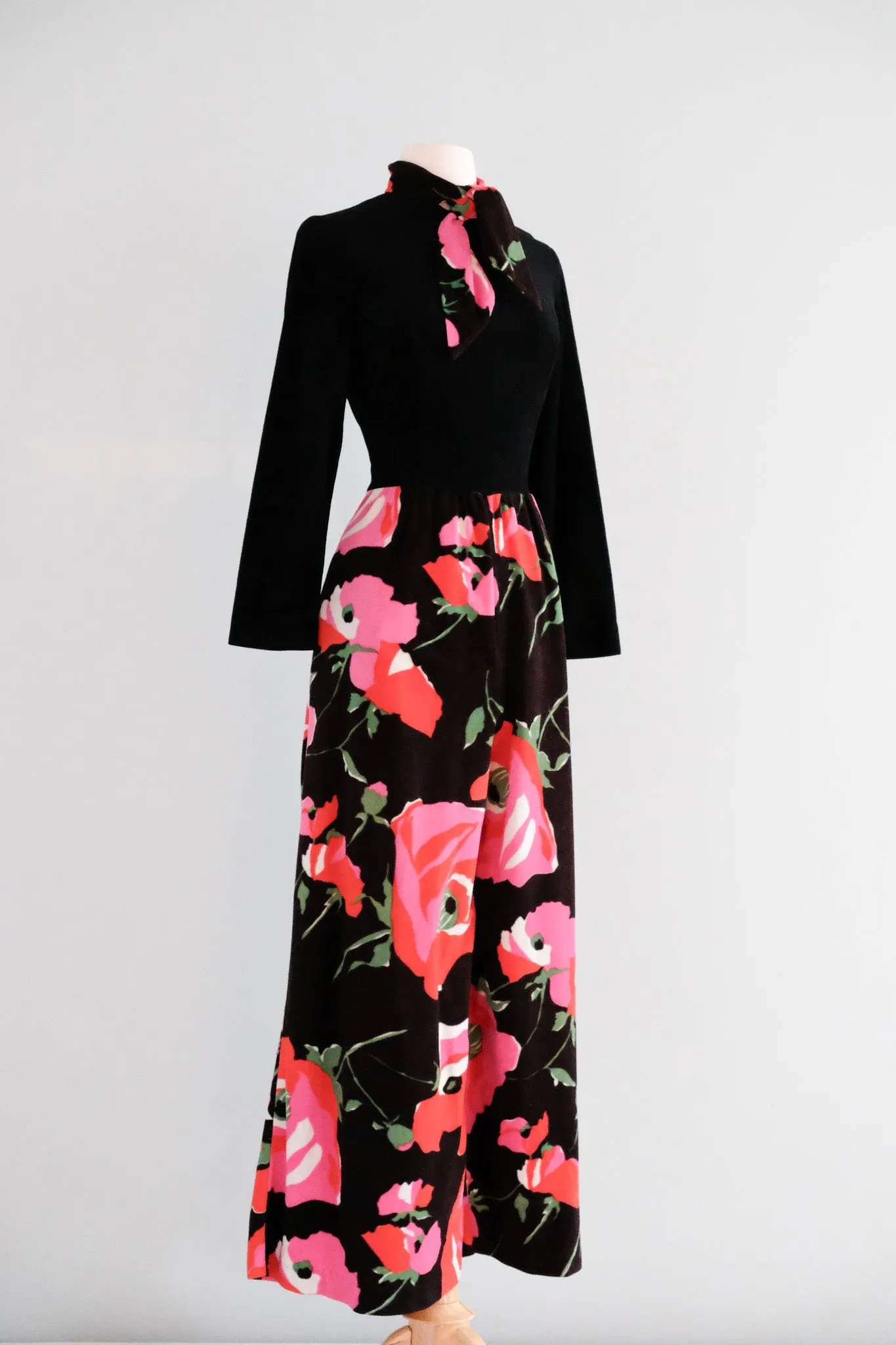 Coolest 1970's Abstract Floral Velour Jumpsuit / Sz M