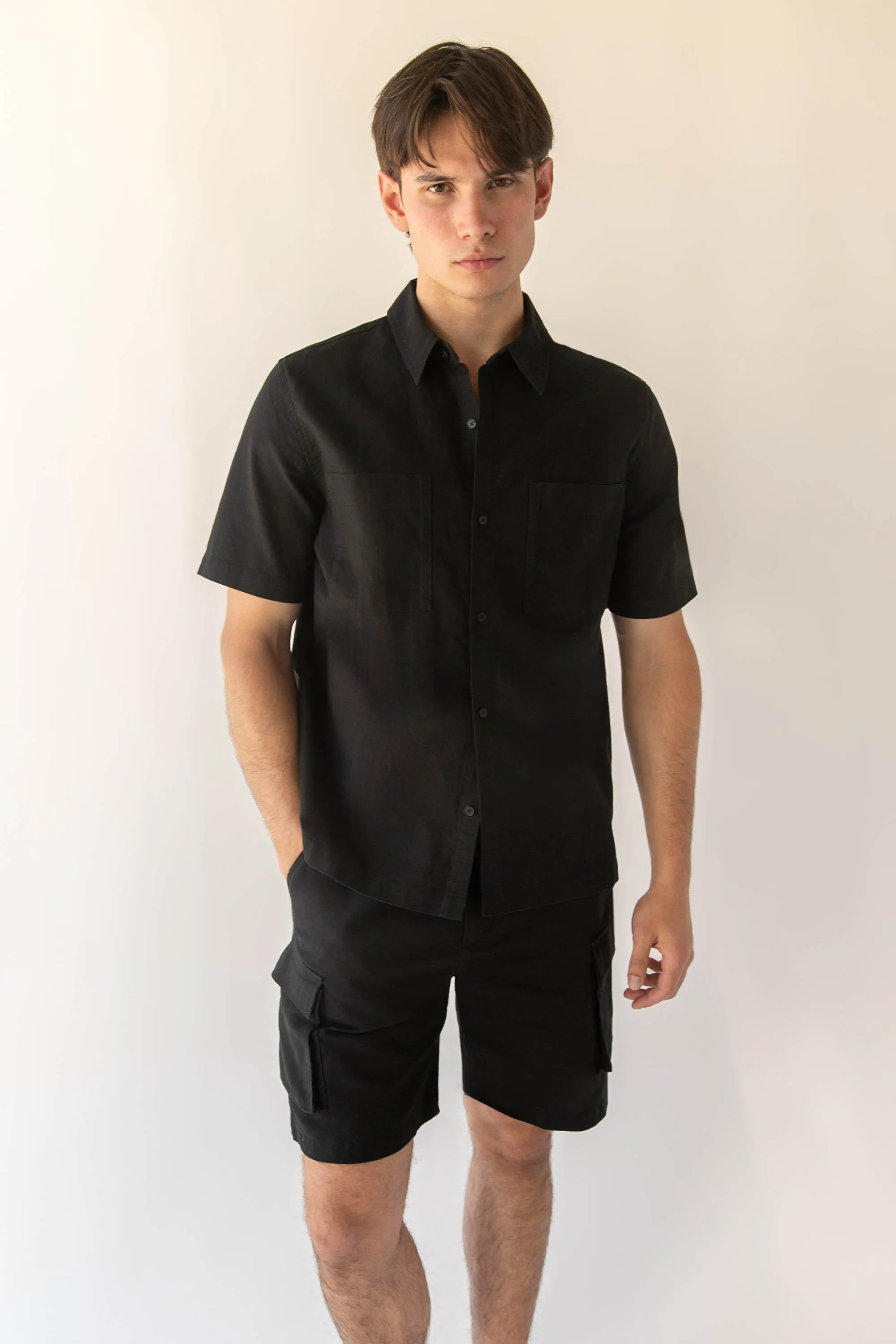 COTTON LINEN CARGO SHORT SLEEVE SHIRT