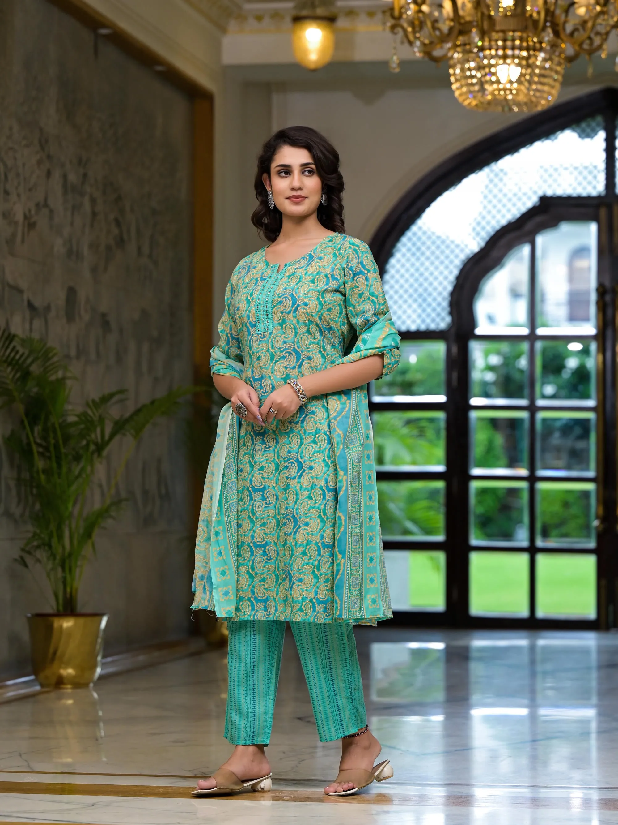 Green Ethnic Motif Printed Cotton Kurta Set With Mirror Work & Sequins