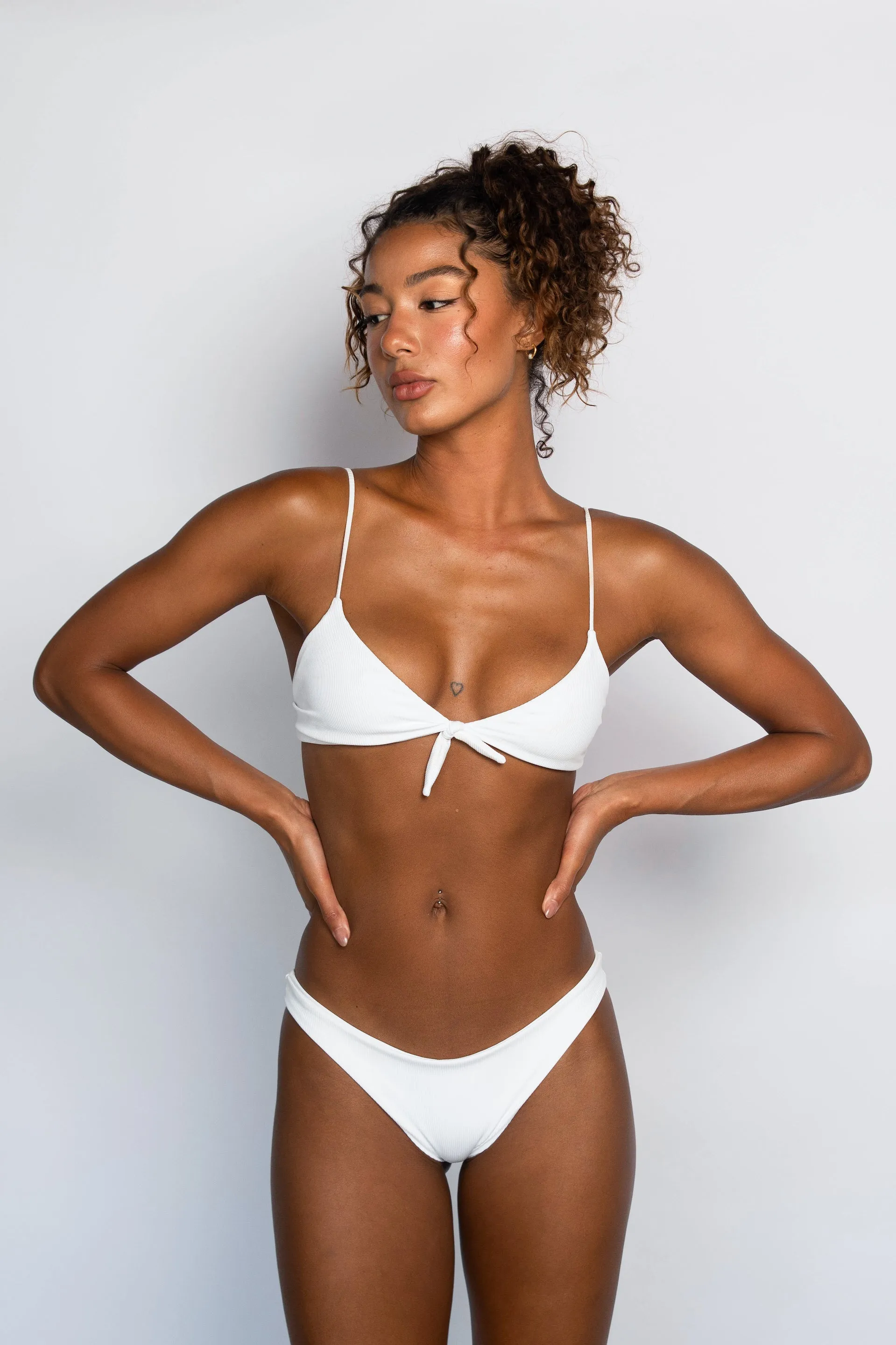 Halley Top - White Micro Ribbed