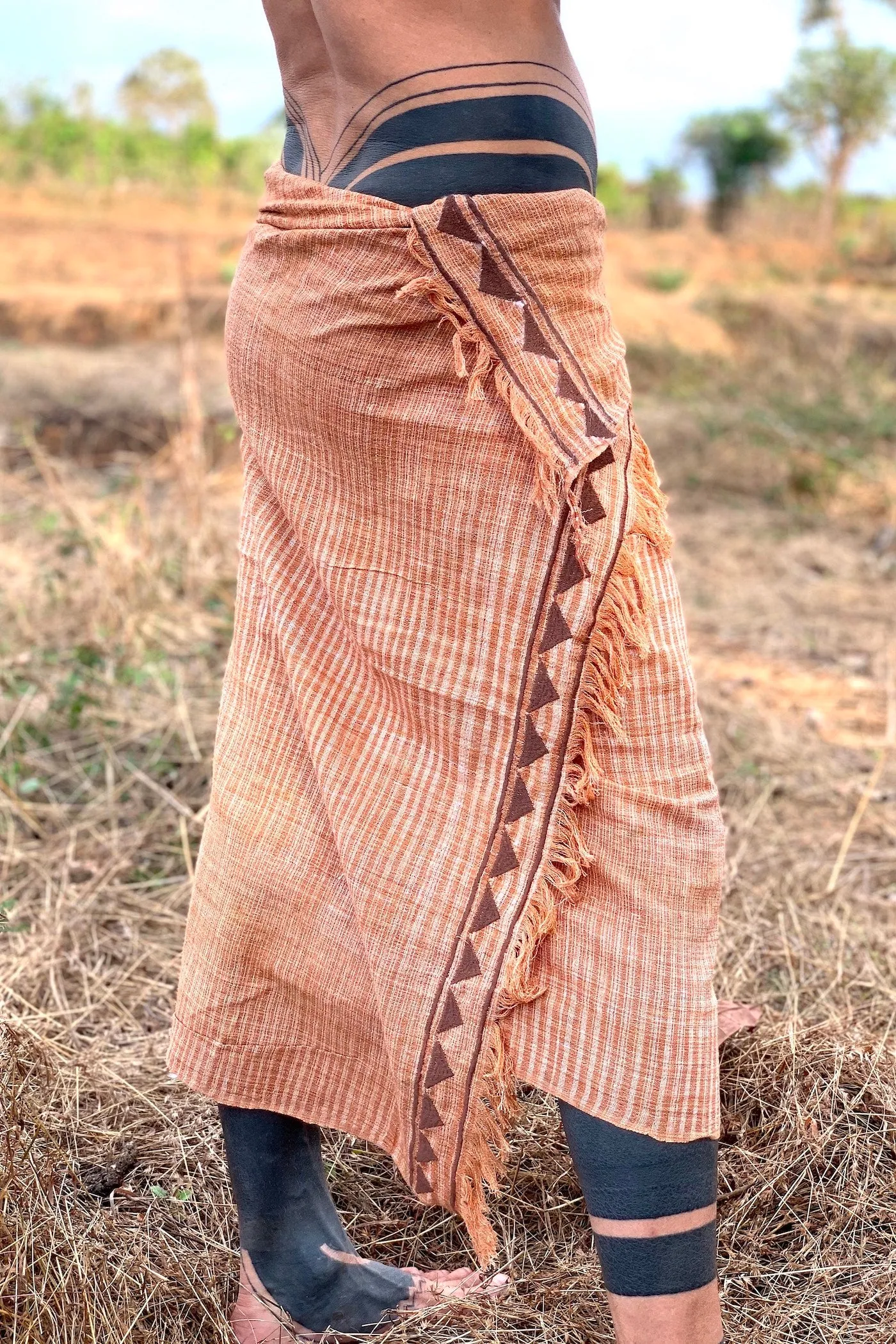 Khadi Lungi with Tribal Embroidery ⫸