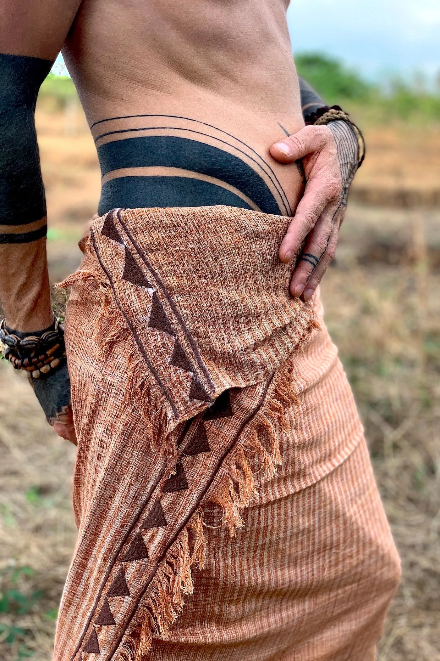 Khadi Lungi with Tribal Embroidery ⫸