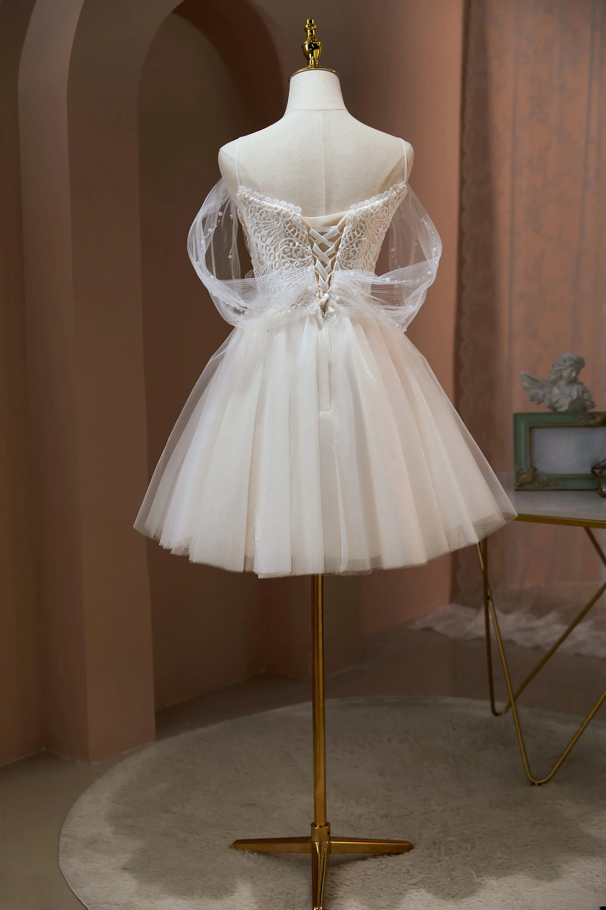 Lovely A-line Tulle Homecoming Dress LJ0551