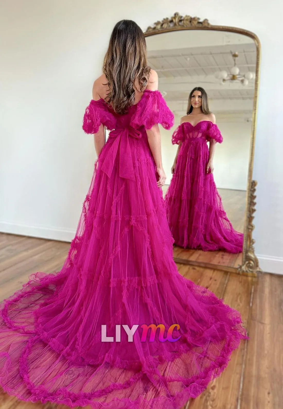 LP2313 - Sweetheart Puff Sleeves Sheer Appliques A-Line Prom Dress