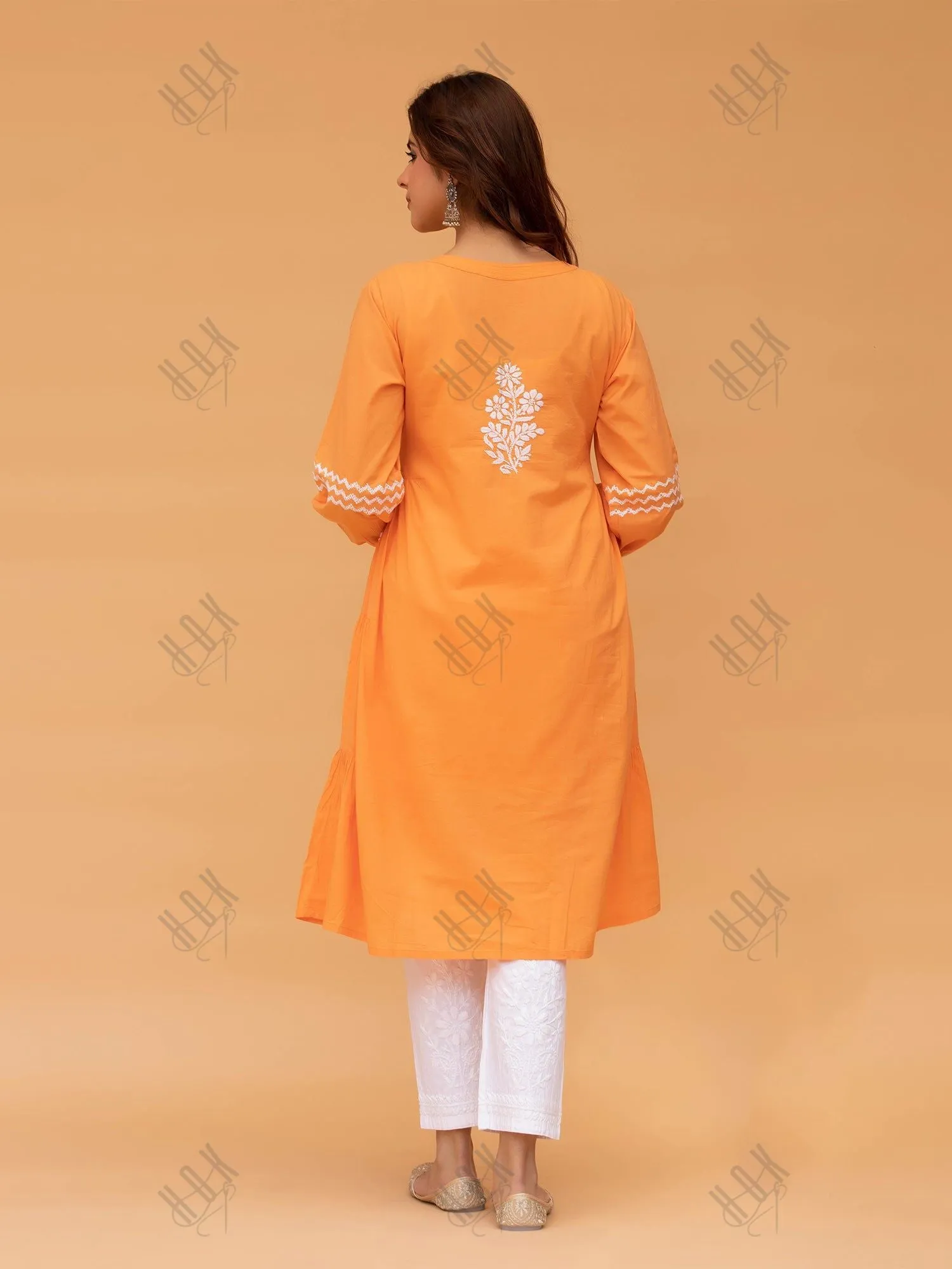 Saba Chikankari kurta in cotton - Orange