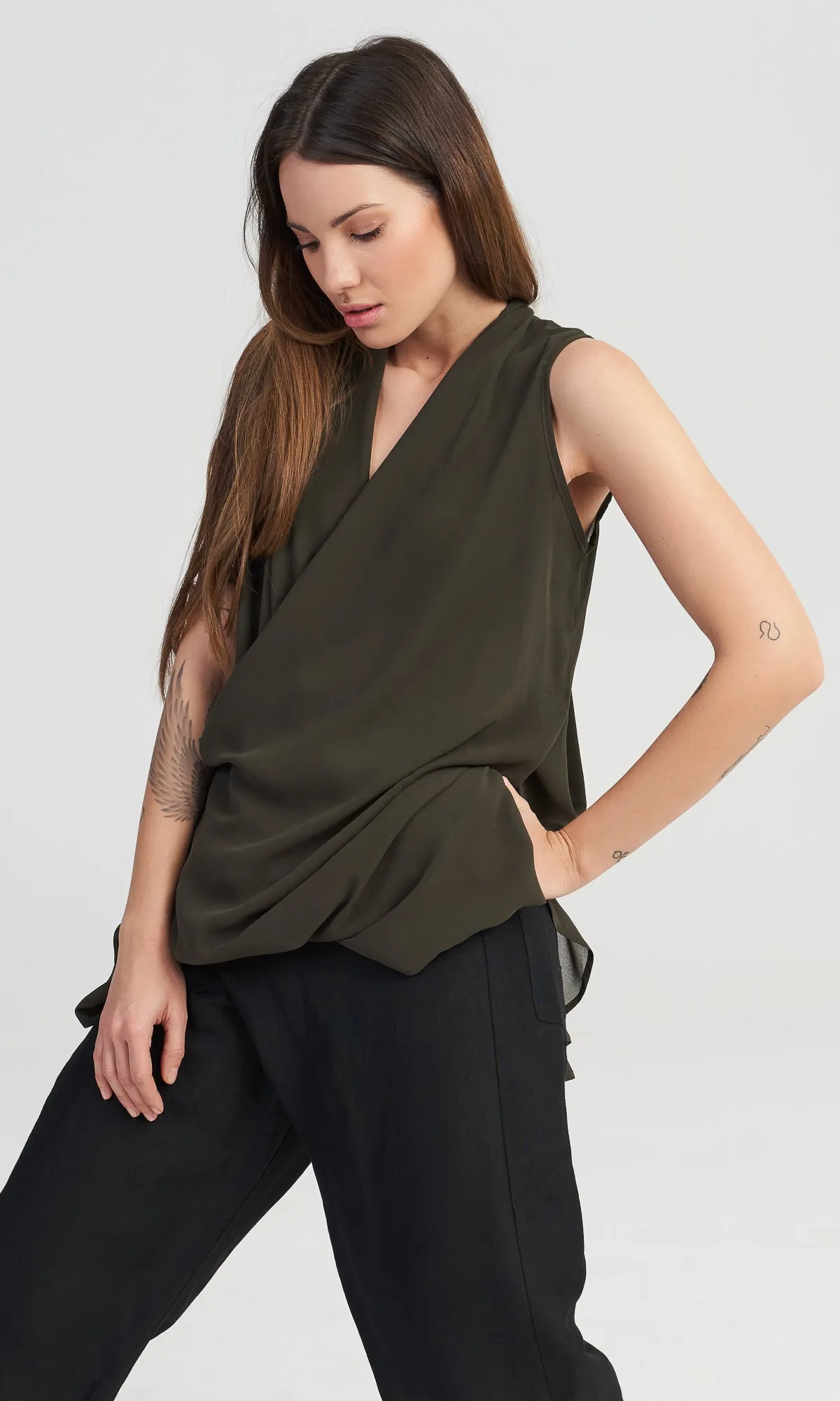 Sleeveless Top with Draped Back